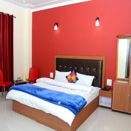Stayapart - Hotel Bagsu Sarovar Dharamshala Extérieur photo