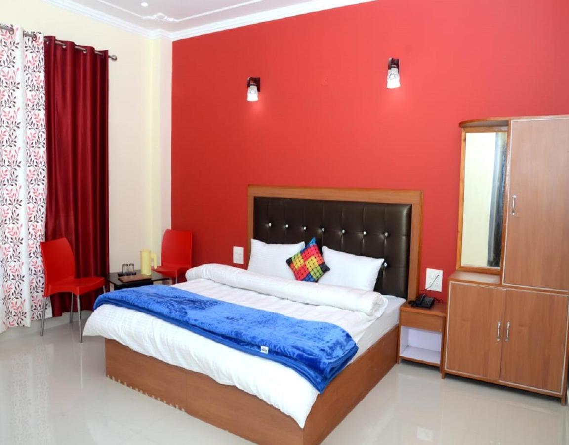 Stayapart - Hotel Bagsu Sarovar Dharamshala Extérieur photo
